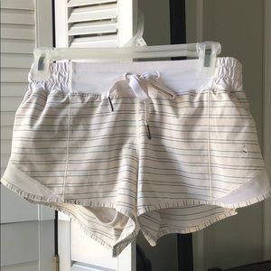 Lululemon short
